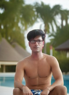 Premium Male Escort For Elite Women - Male escort in Kolkata Photo 14 of 22