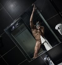 Premium Massage and Secret Moment - Acompañantes masculino in Kuala Lumpur