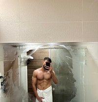 Premium Massage and Secret Moment - Acompañantes masculino in Kuala Lumpur