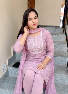 Premium Profile College Student Ready Do - puta in Hyderabad Photo 3 of 5