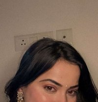 Premium Profiles With Top Class Service - puta in Chennai