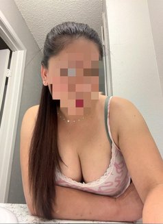 Premium Quality Depth Escort Genuine - puta in Bangalore Photo 1 of 1