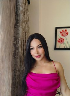 Premium shemale Sanaya - Transsexual escort in Mumbai Photo 6 of 6