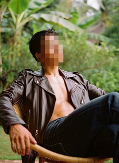 Premium 🇹🇭 Thai Male Escort - Acompañantes masculino in Bangkok Photo 3 of 7
