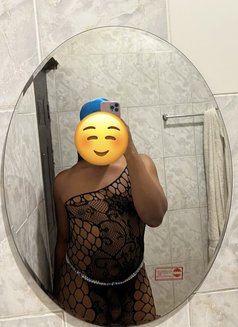 Premiumbum - Acompañantes transexual in Abuja Photo 1 of 7