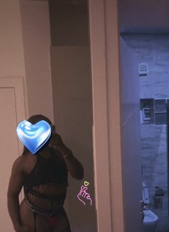 Premiumbum - Acompañantes transexual in Abuja Photo 4 of 7