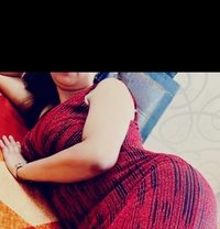 Prerna - puta in Gurgaon