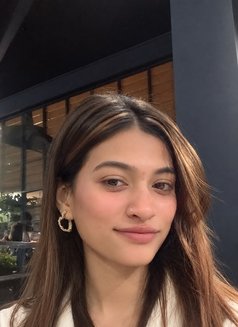 Prerna Sharma - puta in Bangalore Photo 1 of 1