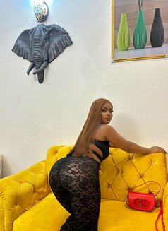 Presh - puta in Accra Photo 5 of 5