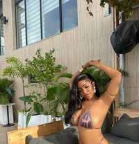 Preshly - puta in Cotonou