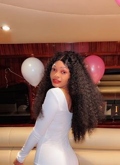 Prettieperie - escort in Dubai Photo 1 of 4