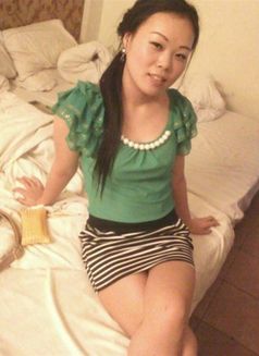 Pretty Amy - escort in Doha Photo 3 of 4