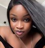 Pretty Annie - Acompañantes transexual in Lagos, Nigeria Photo 1 of 3
