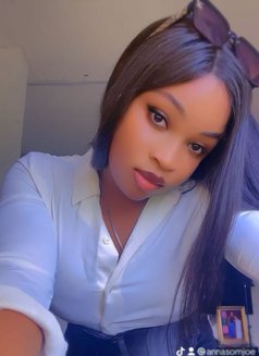 Pretty Annie - Transsexual escort in Lagos, Nigeria Photo 6 of 6