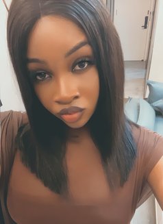 Pretty Annie - Transsexual escort in Accra Photo 18 of 19