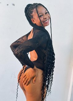 Pretty Bella - escort in Muscat Photo 1 of 6