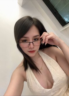 PRETTY CHLOE - puta in Makati City Photo 5 of 7