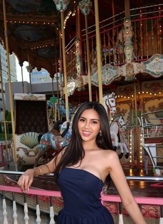 PRETTY CHLOE - escort in Tokyo Photo 1 of 7