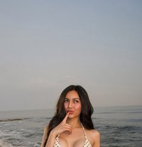 PRETTY CHLOE - escort in Makati City
