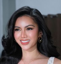 PRETTY CHLOE - escort in Makati City Photo 19 of 22