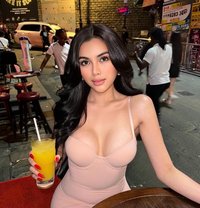 PRETTY CHLOE - escort in Tokyo Photo 10 of 11