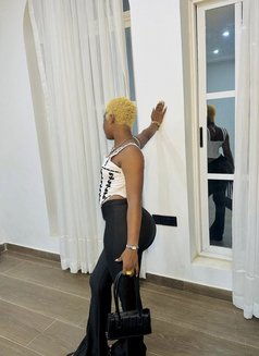 Pretty - escort in Tel Aviv Photo 1 of 2