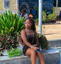 Pretty - escort in Dakar