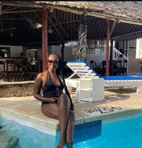 Precious - puta in Mombasa