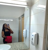 Precious - puta in Mombasa