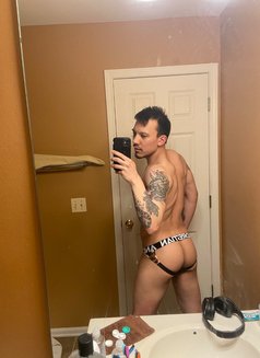 Pretty Henry - Acompañantes masculino in Berlin Photo 1 of 6