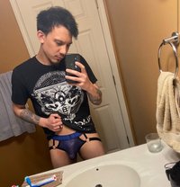 Pretty Henry - Male escort in Berlin