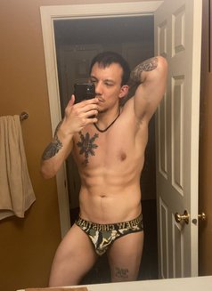 Pretty Henry - Acompañantes masculino in Berlin Photo 6 of 6