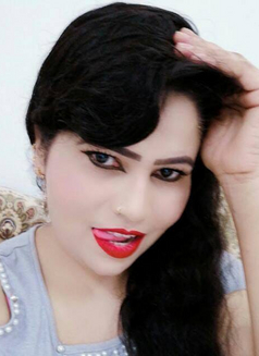 Pretty Indian - puta in Muscat Photo 3 of 5
