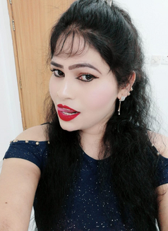 Pretty Indian - puta in Muscat Photo 4 of 5