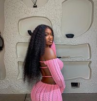 Pretty - escort in New Delhi