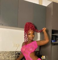 Pretty - escort in New Delhi