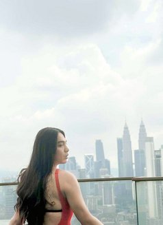 Pretty Julia - Intérprete transexual de adultos in Hong Kong Photo 3 of 7