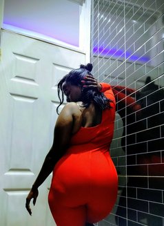 Pretty - escort in Nairobi Photo 3 of 4