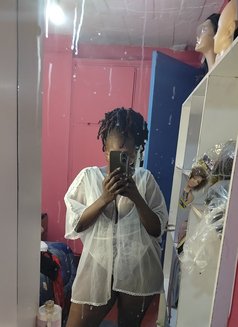 Pretty - escort in Nairobi Photo 4 of 4