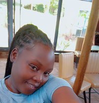 Pretty - puta in Nairobi