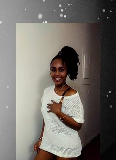 Pretty Komu - escort in Nairobi Photo 5 of 6
