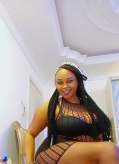Pretty Lady - escort in Muscat Photo 3 of 3