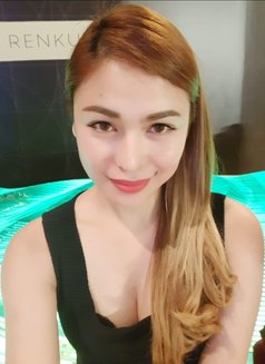 Pretty Lily Landed in Singapore - puta in Singapore Photo 2 of 4
