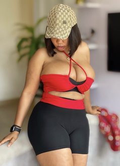 Pretty Linda new arrived - escort in Hyderabad Photo 2 of 5