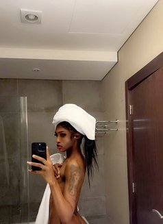 Pretty Linda - Acompañantes transexual in Accra Photo 9 of 9