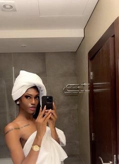 Pretty Linda - Transsexual escort in Gaborone Photo 7 of 7