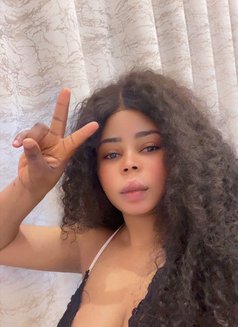 Pretty Mat - escort in Abu Dhabi Photo 4 of 8