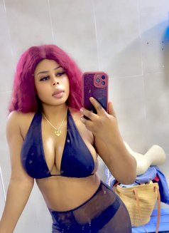 Paige smith - escort in Abu Dhabi Photo 5 of 9