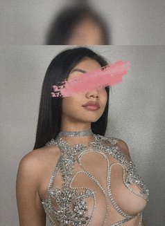 Pretty Mira - escort in Amsterdam Photo 5 of 6