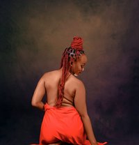 Pretty Ngina - puta in Bangkok